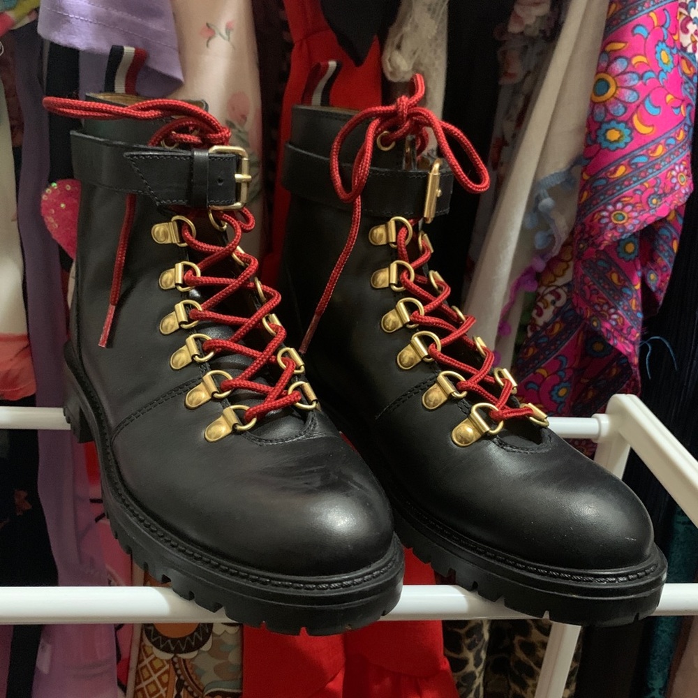 Lace up boots - Urban outfitters